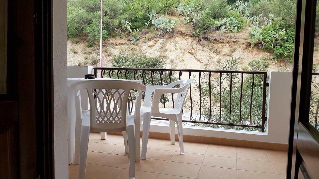 Su Pranu Onifai Exterior foto
