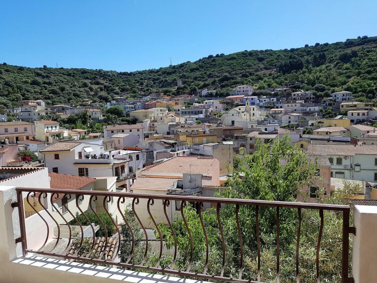Su Pranu Onifai Exterior foto